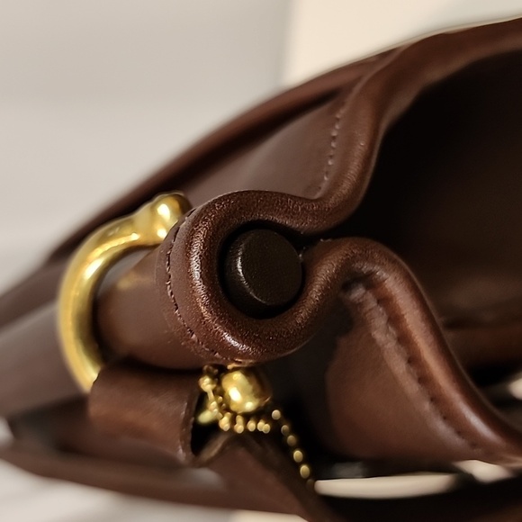 Vintage Coach Murphy #9930 - Picture 17 of 17